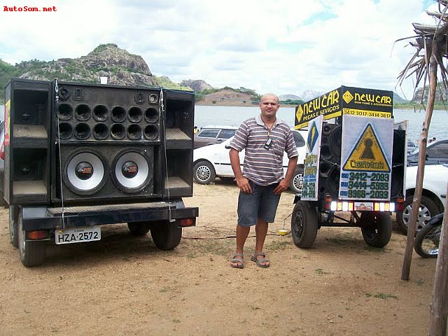 auau_som_e_pequno_da_ji_car_detonando_o_carnaval_n